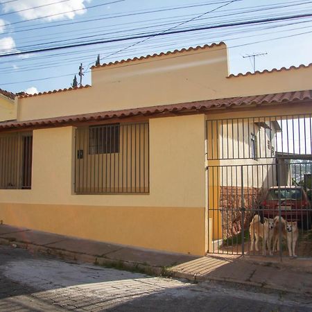 Casa Do Jua Bed & Breakfast Lavras Bagian luar foto